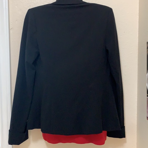 Black‎ Blazer - Picture 2 of 2